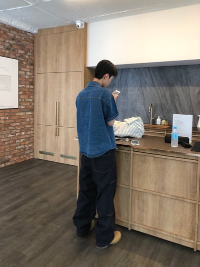 倫敦之眼 三層抓皺 短縫線 原牛 微寬褲 - 1C19