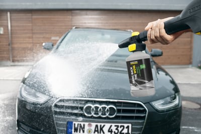 KARCHER 德國凱馳 天然洗車精 RM 610N (1L)｜二合一溫和洗淨與米蠟護理 6.296-226.02