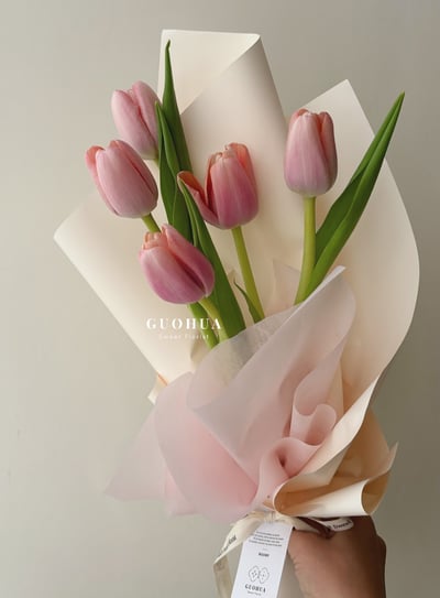 鬱金香5枝包裝花束2