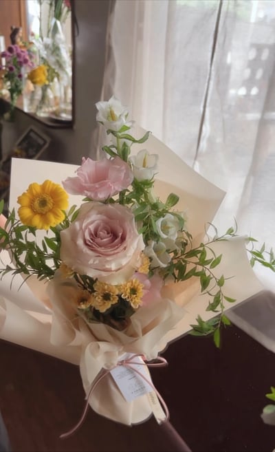 Ｍ Daily 中小型花束｜當日綜合鮮花花束3