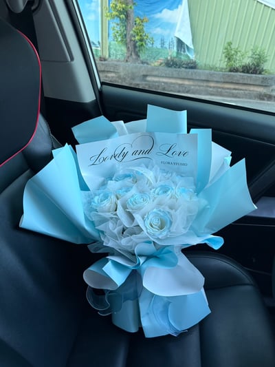 【客製化預購】藏禮花束／內藏禮物需自備1