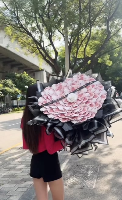 【客製化預購】有錢花愛心款大型花束系列／報價不含鈔票費用1