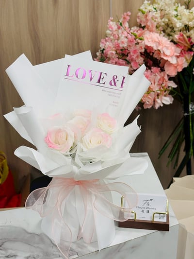 『現貨』六朵噴色小資香氛花束2