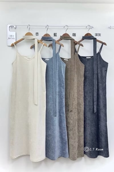 小個子可穿！麂皮絨布細肩可調式洋裝5