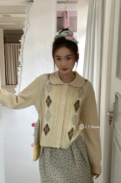 娃娃領菱格紋蝴蝶結針織上衣2