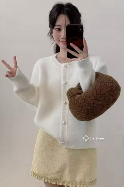 自訂款 珍珠釦水貂毛毛衣3