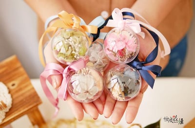 極度花燥永生花乾燥花材專賣店 壓克力花球吊飾 花禮1