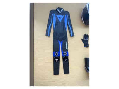 紙紮藍重機禮服3