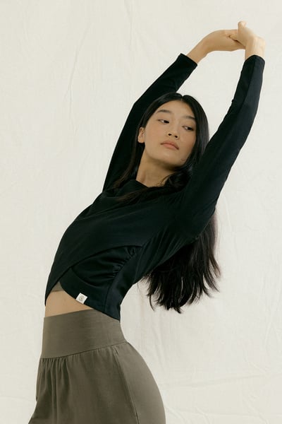 Front2line Indie 瑜珈長袖罩衫 黑色 FCWFTS031BLK2