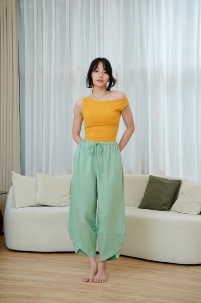 Dhyani 掉肩造型胸墊上衣 深黃色 CON119YEL3