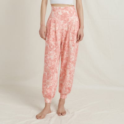 Front2line 輕彈棉 扎染寬鬆束腳褲 粉紅1