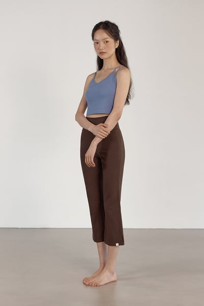 Dhyani 瑜珈直筒八分褲 木炭棕 CON067BRN4