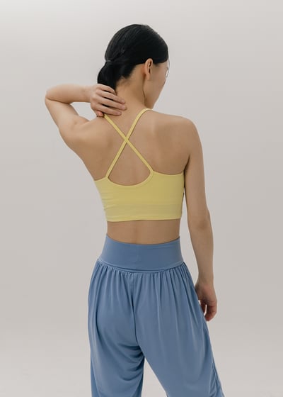 Sohamsoham 瑜珈抽皺造型胸墊短背心 黃色 SOH002YEL3