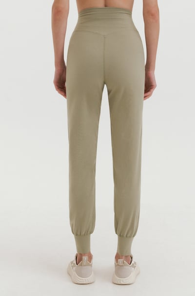 Front2line 天然棉 瑜珈合身款束腳寬褲 卡其綠 FCWFPT029KHA6