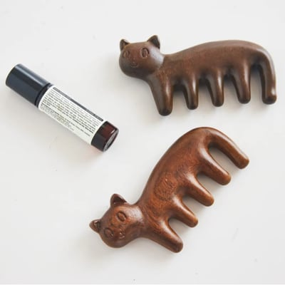 Happy yogi studio 貓咪經絡按摩梳 自然棕 HYS001BRN3