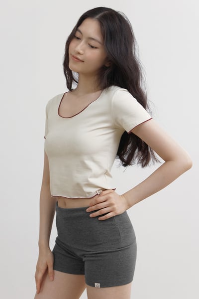 Dhyani 瑜珈合身紅邊短罩衫 白色 CON120WHT3