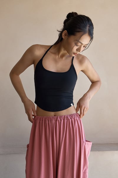 Dhyani 深呼吸胸墊短背心 黑色 CON077BLK