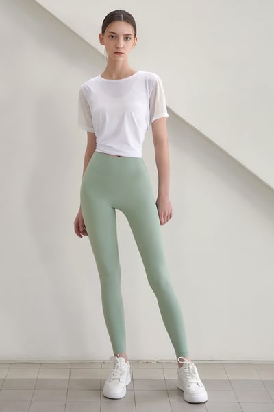 Parsley Allay 瑜珈裸感九分褲 羅勒綠 P22LG001GRN3