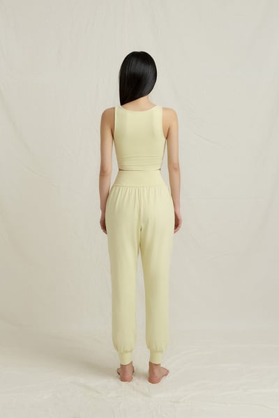 Front2line 輕彈棉 瑜珈修身款束腳寬褲 檸檬黃8