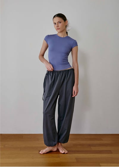 Conchwear 抽繩造型束腳寬褲 木炭灰 CON134CHC4