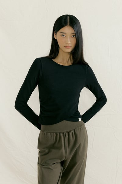 Front2line Indie 瑜珈長袖罩衫 黑色 FCWFTS031BLK3