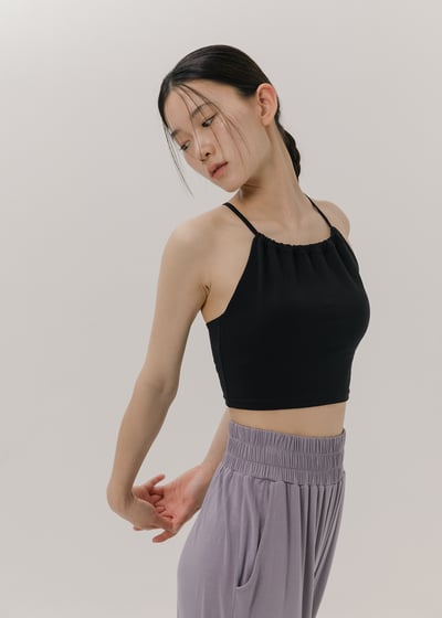 Sohamsoham 瑜珈抽皺造型胸墊短背心 黑色 SOH002BLK