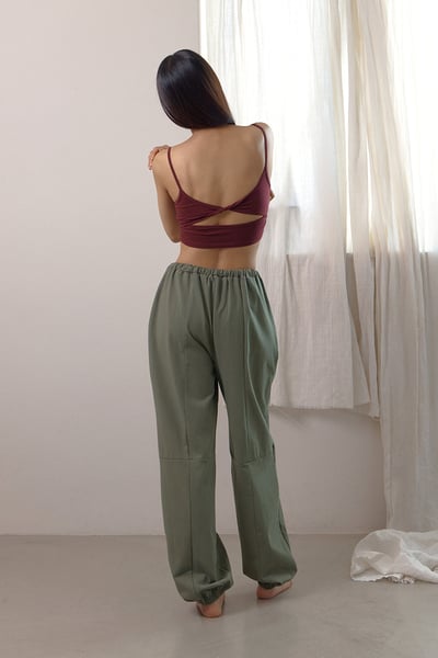 【熱銷】Dhyani 扭結瑜珈內衣 勃根第紅 CON087BUR5