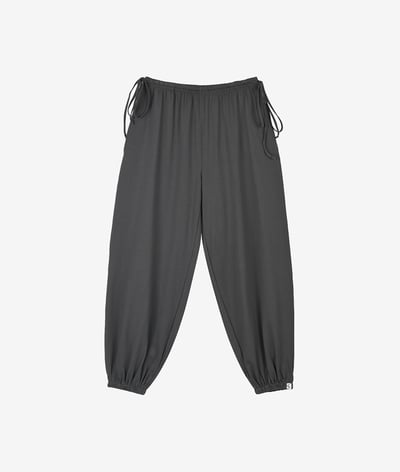 Conchwear 抽繩造型束腳寬褲 木炭灰 CON134CHC2