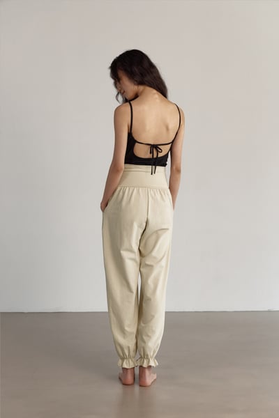 Dhyani 甜心寬鬆款束腳寬褲 奶茶色 CON104BEG