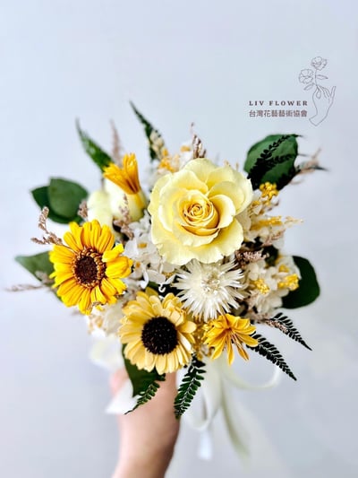 BFC商業不凋&乾燥花基礎應用證書 (台灣花藝藝術協會)2