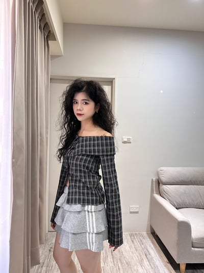 正韓 格子翻領一字領襯衫7