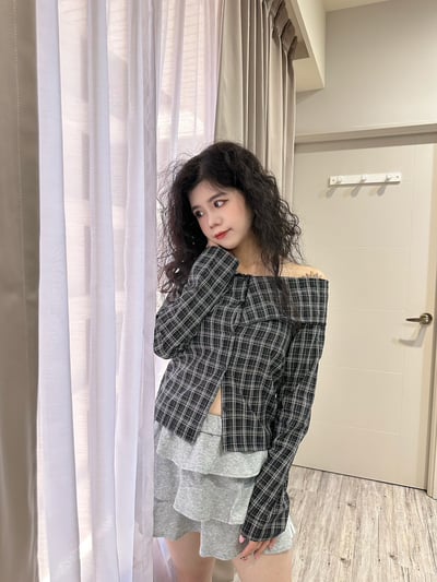 正韓 格子翻領一字領襯衫11