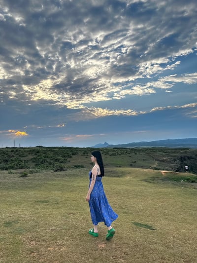 正韓 渡假首選絕美花花細肩長裙10