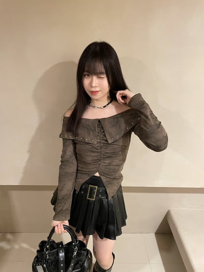 女團百褶皮革短裙4