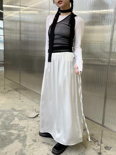 正韓 波光粼粼緞面光澤長裙1
