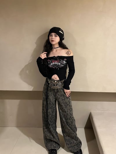 美式辣妹修身一字領上衣5