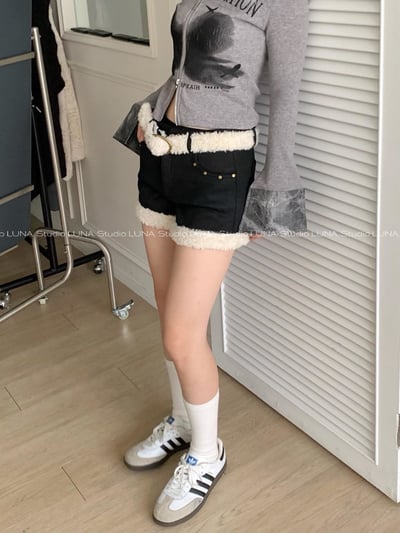 冬日麂皮雪寶短褲7