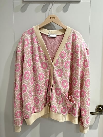 正韓 小眾花花V領針織外套3