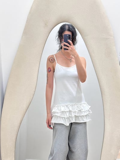 韓妞主場 花邊疊穿細肩背心6