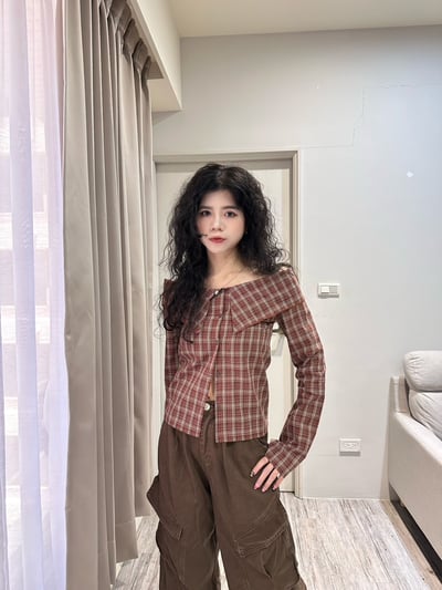 正韓 格子翻領一字領襯衫4