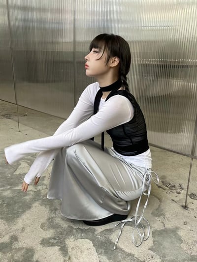 正韓 波光粼粼緞面光澤長裙5