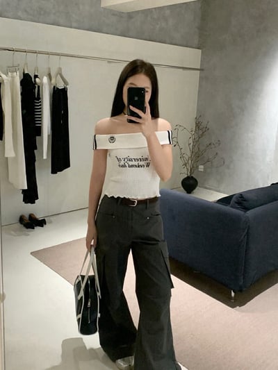 美式辣妹一字領T-shirt6