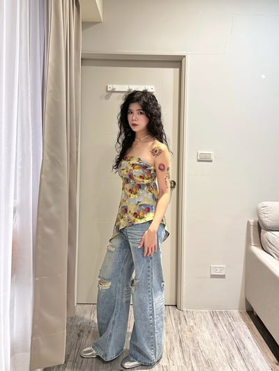 百搭必備刷破直筒牛仔褲10