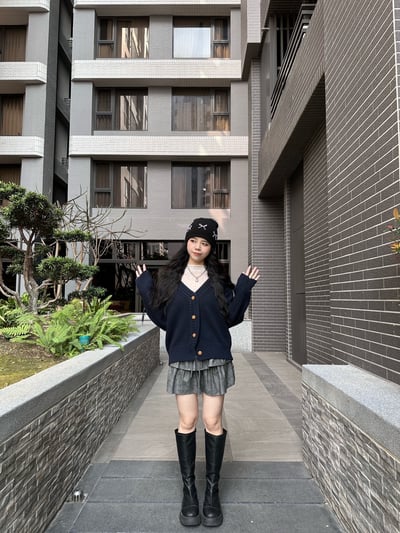 針織麻花厚磅V領開衫2