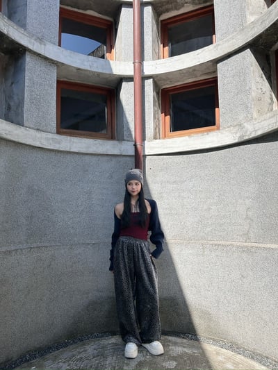 冬季的辣度 字母平口+坎肩外罩3