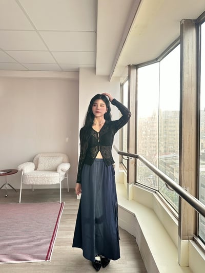 正韓 波光粼粼緞面光澤長裙7