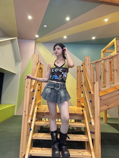 美式塗鴉假兩件式細肩背心7