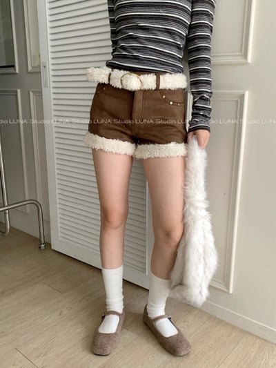 冬日麂皮雪寶短褲3
