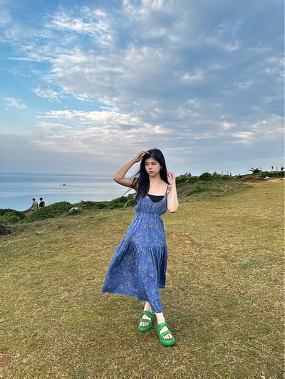 正韓 渡假首選絕美花花細肩長裙11