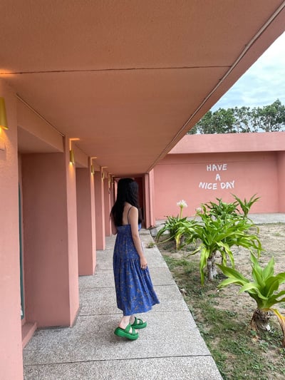 正韓 渡假首選絕美花花細肩長裙9